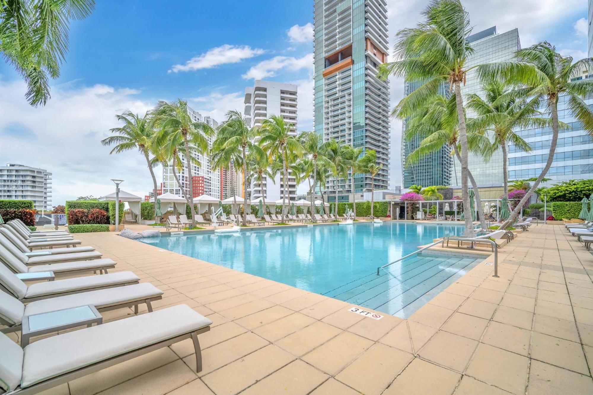 Spacious 2 Bedroom 2 Bath & Studio Suites In The Four Seasons Hotel Miami High Floors Exterior foto